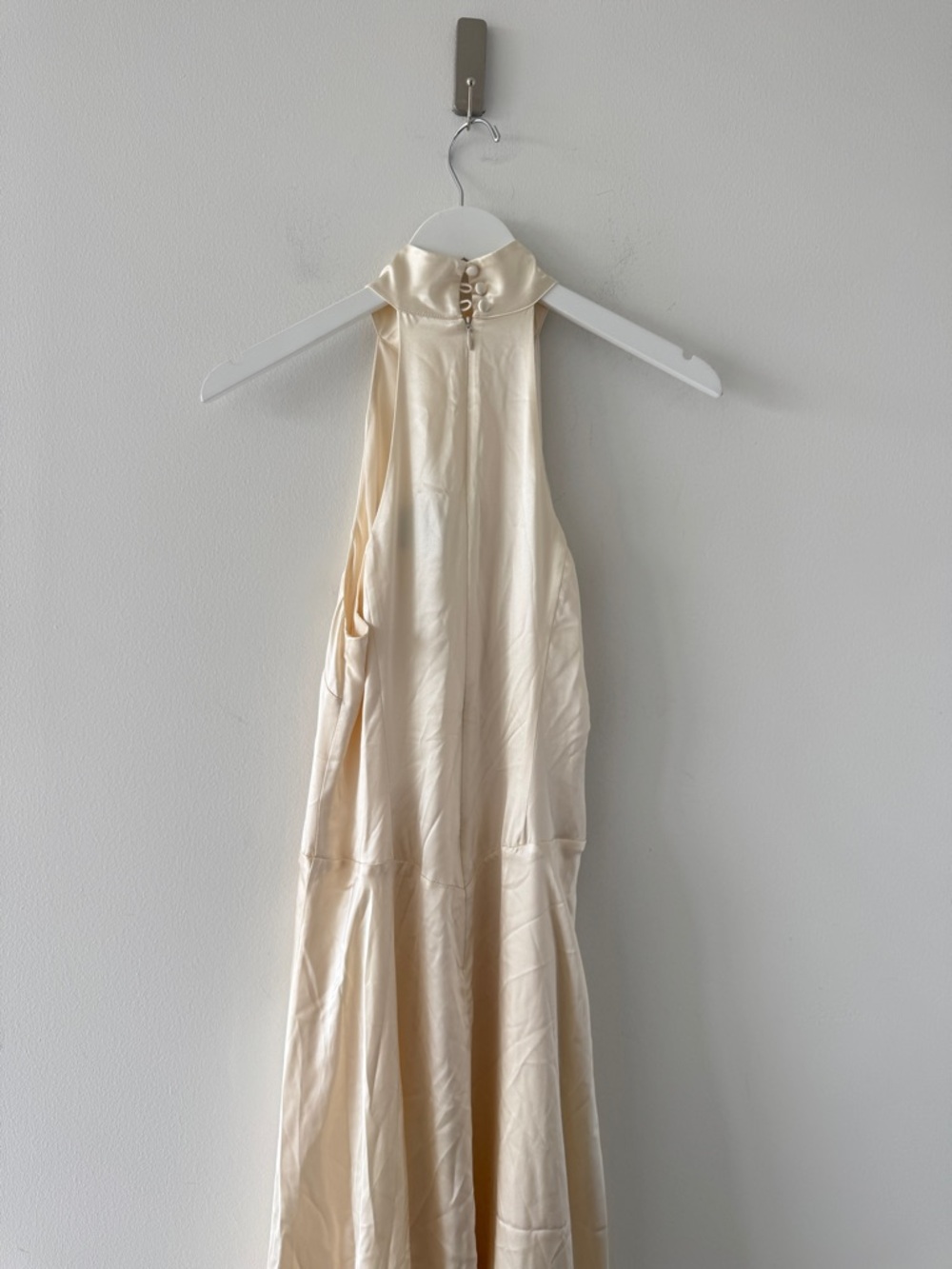 REFORMATION Katelyn Silk Dress in Ivory 6 - Picture 6 of 7